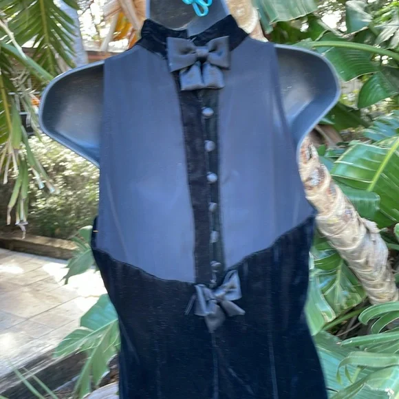 Donna Rico velvet dress with bowS - Picture 4 of 9